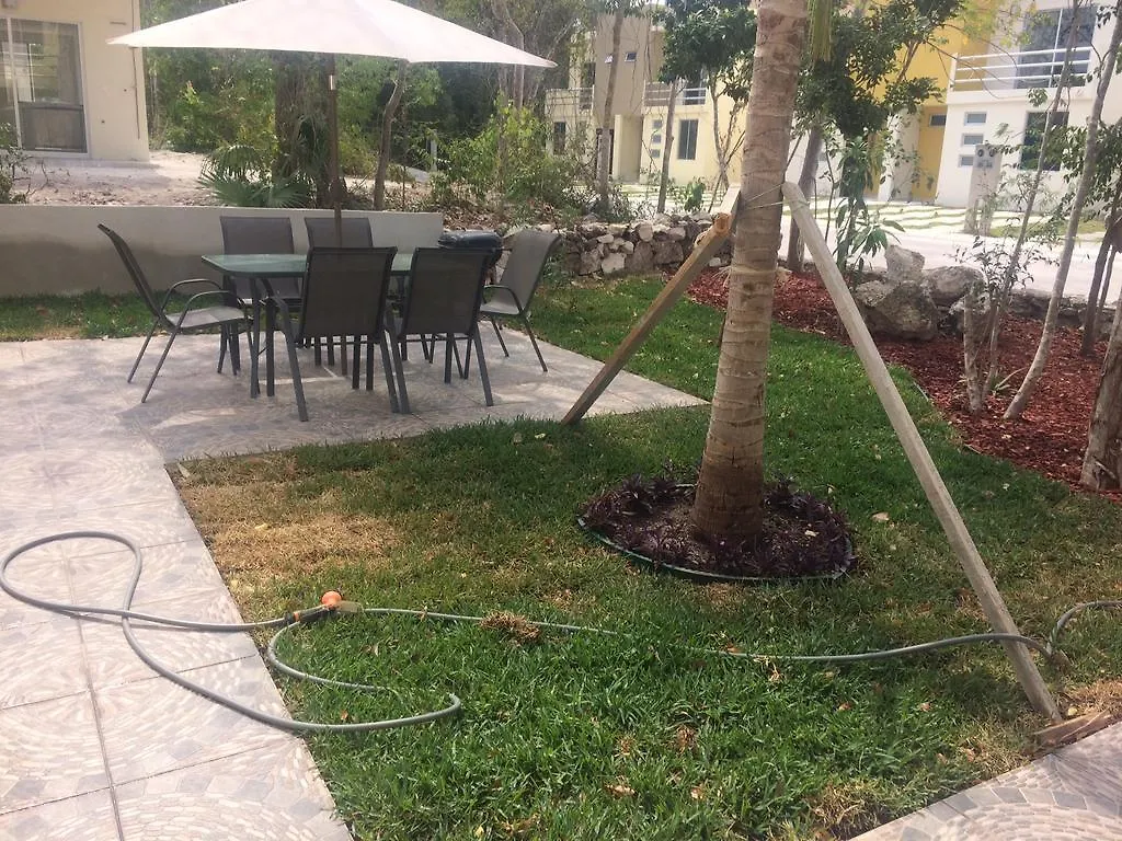 Brisas Puerto Morelos 0*,